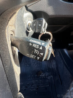 TOYOTA HILUX DOUBLE CAB 3 l Di - 19