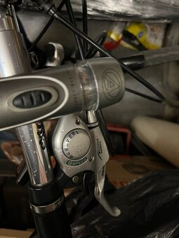 Dvě treková jízdní kola ( pánské a dámské) - 19