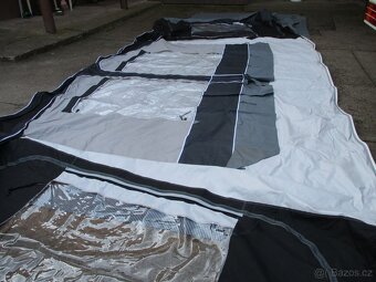 HOBBY 400SF č.740 pro 4. 1150 kg. Bojler. 100km/h. Rok 2002 - 19