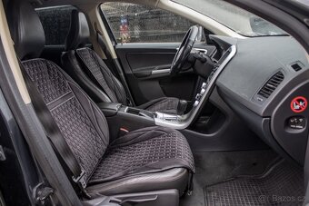 Volvo XC60 D5 (151kW) AWD Momentum Geartronic - 19