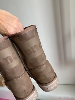 Nádherné zimní boty/ sněhule Bench nové - 19