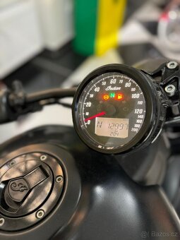 Indian scout bobber Dark Horse Custom - 19
