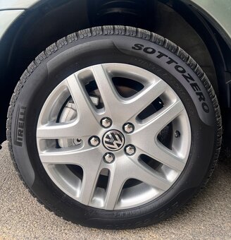 VOLKSWAGEN SHARAN 1.9 TDI 7-MIESTNY HIGHLINE - 19