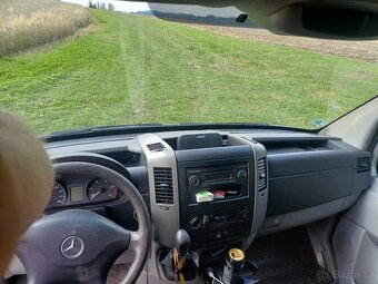 Mercedes-Benz Sprinter - 19