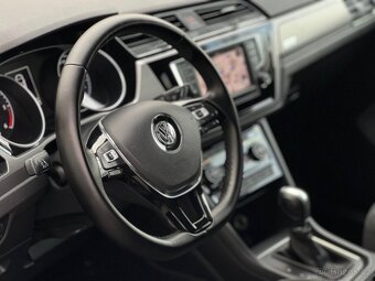 VW Touran 2.0 TDI DSG 7 míst - 19