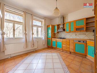 Prodej rodinného domu, 382 m², Senohraby, ul. Hlavní - 19