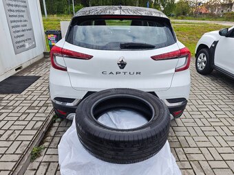 Captur INTENS 1.3TCe140 103kW po 1. majiteli, záruka - 19