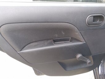 FORD FIESTA 1.3 8V AMBIENTE  ČR,2.MAJITEL,AC - 19