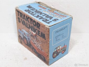 KDN Traktor s valníkem Zetor Crystal 8011- retro hračka - 19