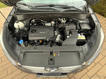 HYUNDAI TUCSON 1.7 CRDi Navi LED Asyst / 2016-1.Maj / KRÁSNÝ - 19