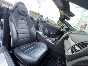 Prodej cabrio Mercedes SLK55 AMG 5.5 V8 7AT 265KW & 510NM - 19