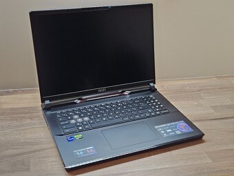 i9-13980HX_17" 240HZ_MSI RAIDER GE78HX_16GB_RTX 4070 8GB - 19
