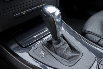 BMW Rad 3 320d 184k A/T Cabrio - 19