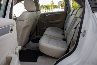Mercedes-Benz B trieda 150 - 19