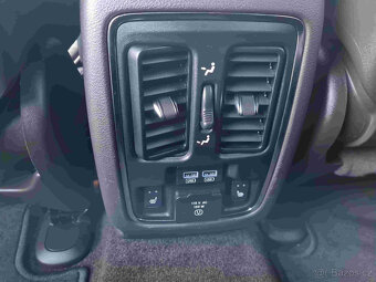 Jeep Grand Cherokee 3,6 V6 Overland,4x4, DPH - 19