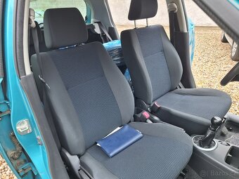 Suzuki Swift 1.3i 68KW Tažné zař. klima, S.Kniha - 19