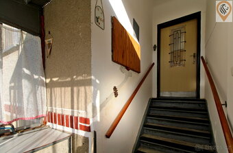 Rodinný dům s garáží a velkou zahradou, krásným výhledem, St - 19