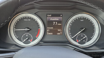 Škoda Superb 2.0 TDi 140kw combi L&K DSG Canton 4x4 - 19