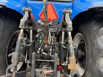New Holland T8020  rok vyroby 2008 - 19