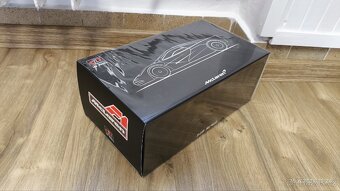 Model McLaren F1 1:18 LCD Models - 19