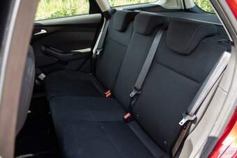 Ford Focus Kombi 1.0 EcoBoost Trend 74kw M/T - 19