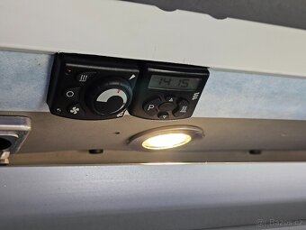 Renault Trafic Adria Space 3Way 2006 | 99 kW | 301 000 km - 19