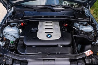BMW 330 d xDrive /SUPER STAV / AJ NA SPLÁTKY / PROTIÚČET / - 19