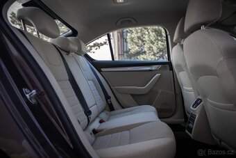 Škoda Octavia 1.6 TDI CR DPF Elegance DSG - 19