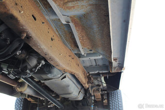 1990 Ford F250 4WD 302 V8, velmi pěkný orig. stav, DPH - 19