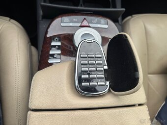 Mercedes-Benz 320 CDI Long 4Matic - 19