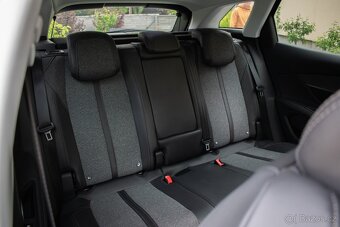 Peugeot 3008 1.6 THP S&S Allure EAT6 - 19