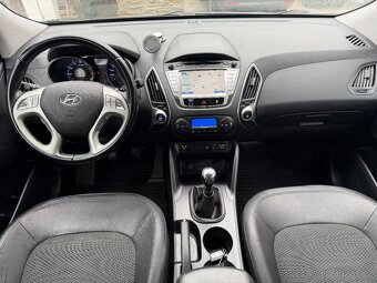 HYUNDAI iX35 1.6i 99KW 1.MAJIT,TAŽNÉ,PAR.KAMERA,VYHŘ.SEDADLA - 19