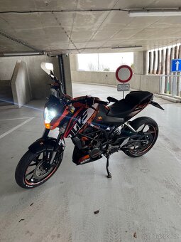 KTM DUKE 125 2011 rezervace - 19