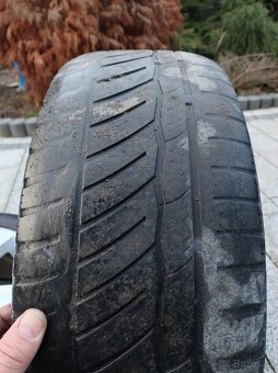 ALU kola Peugeot 17" vč. celoročních pneu a šroubů - 19
