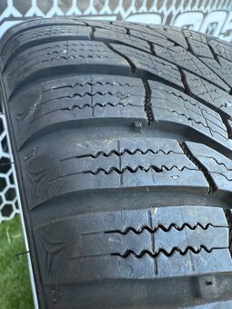 Seat Leon FR - 5x112 - 225/40 R18 ZIMNÍ ORIGINÁLNÍ SADA - 19