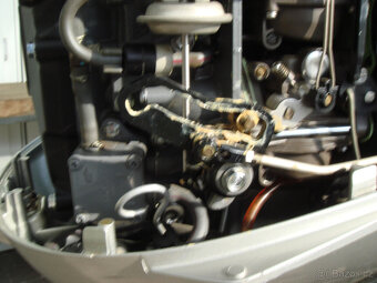 HONDA 25 HP čtyřtaktní závěsný motor - jako nový, ovládání ř - 19