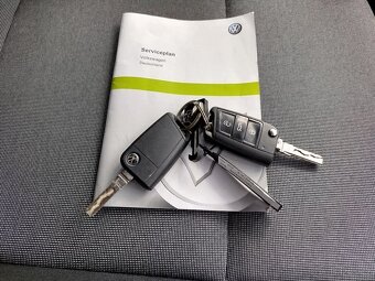 VW GOLF 7 1,6 TDi 81kW, r.v. 7/2015, najeto 199.369 km - 19