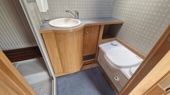 Bürstner Elegance I 820   2.8JTD klima Tv velká garáž - 19