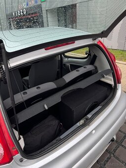 Peugeot 107, 1.0 , rok 2006 - 19