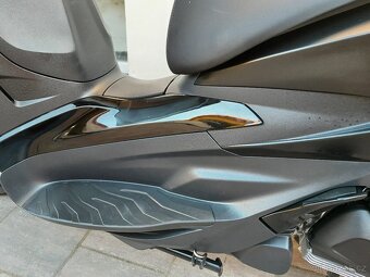 Piaggio Beverly 300i HPE, 2023, TOP stav, 6000km - 19