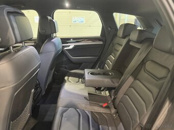 Volkswagen Touareg R-Line 4Motion Matrix, Night Vision, Vzd. - 19
