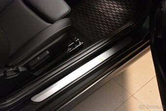 MINI COOPER SE 135KW PANORAMA 1 MAJITEL - 19