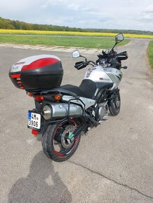 Suzuki V-strom Dl650 - 19