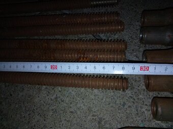 ocelová kotva,hmozdina,trapezovy sroub, - 19