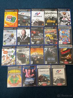 PS 2 slim s bohatým příslušenstvím - 19