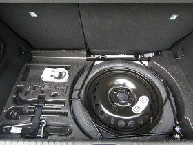 Renault Clio IV  E-Tech full hybrid 103 kW/140k Intens - 19