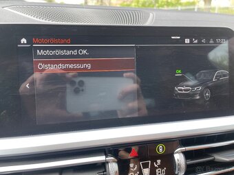BMW 320i (2021) – perfektní stav luxery line - 19