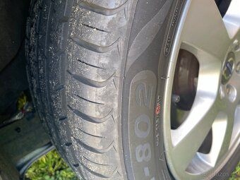 Volvo V70 III 2.4d D5 120kW, Manuál 6 rychlostí. - 19