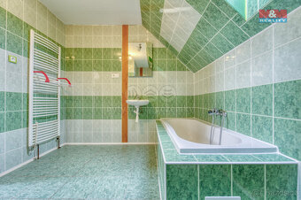 Prodej rodinného domu, 350 m², Újezd u Svatého Kříže - 19