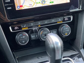 VW PASSAT B8.5 2.0 TDI 140KW BUSINESS TAŽNÉ KAMERA ACC - 19